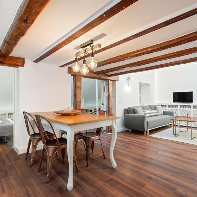 Flat in the Plaza Mayor - Two-Bedroom Apartment - 21
