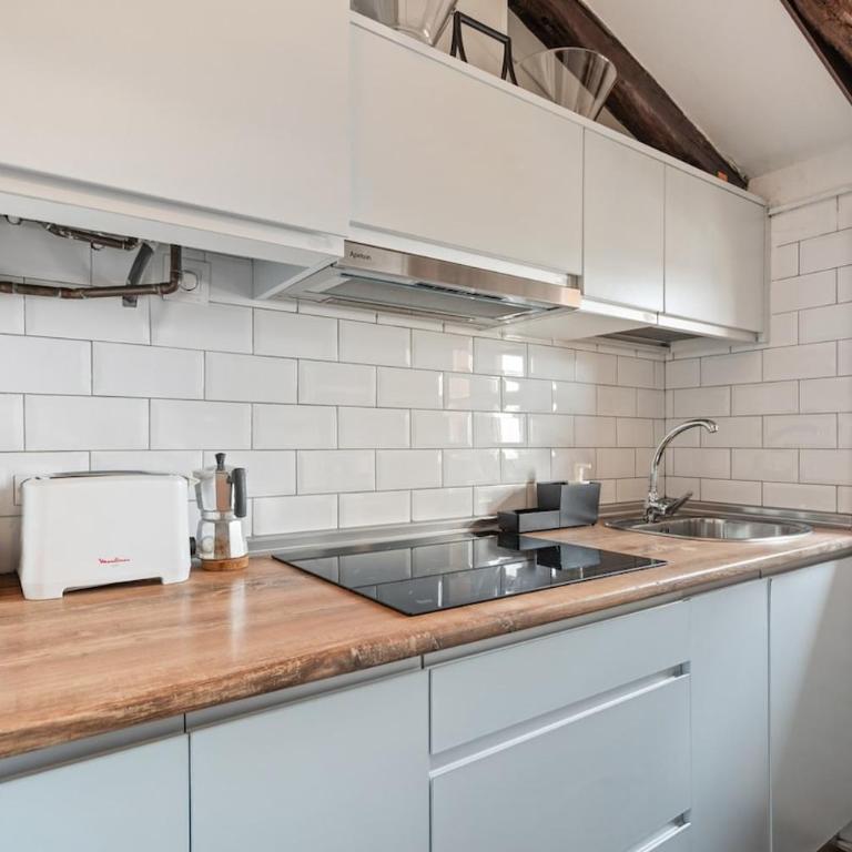 Flat in the Plaza Mayor - Two-Bedroom Apartment - 23