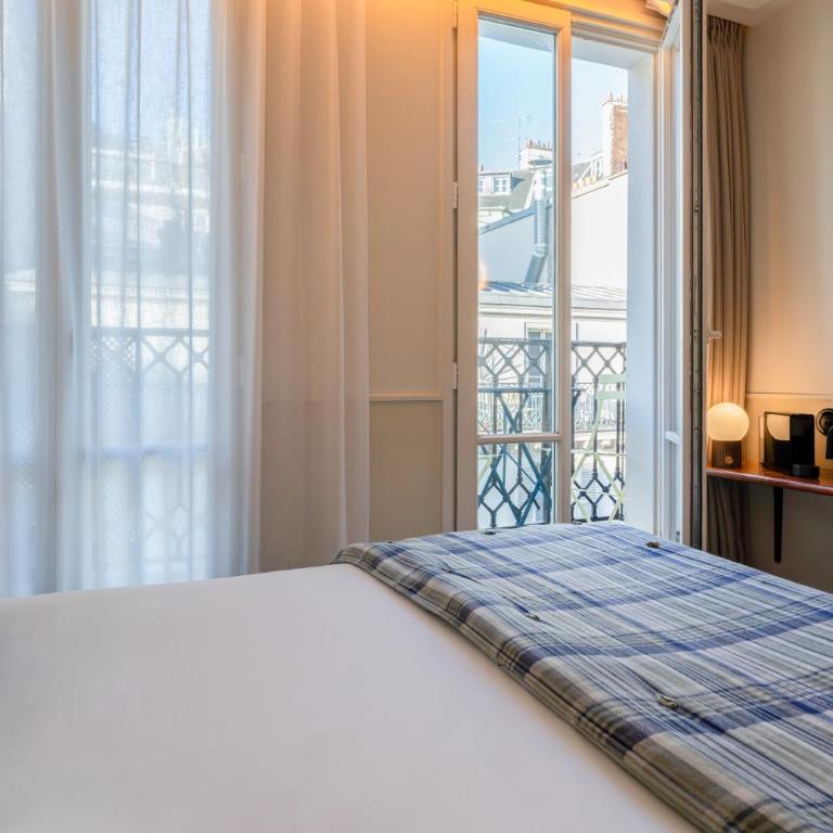 Dadou Paris - Très Bonne Chambre avec Balcon - 3