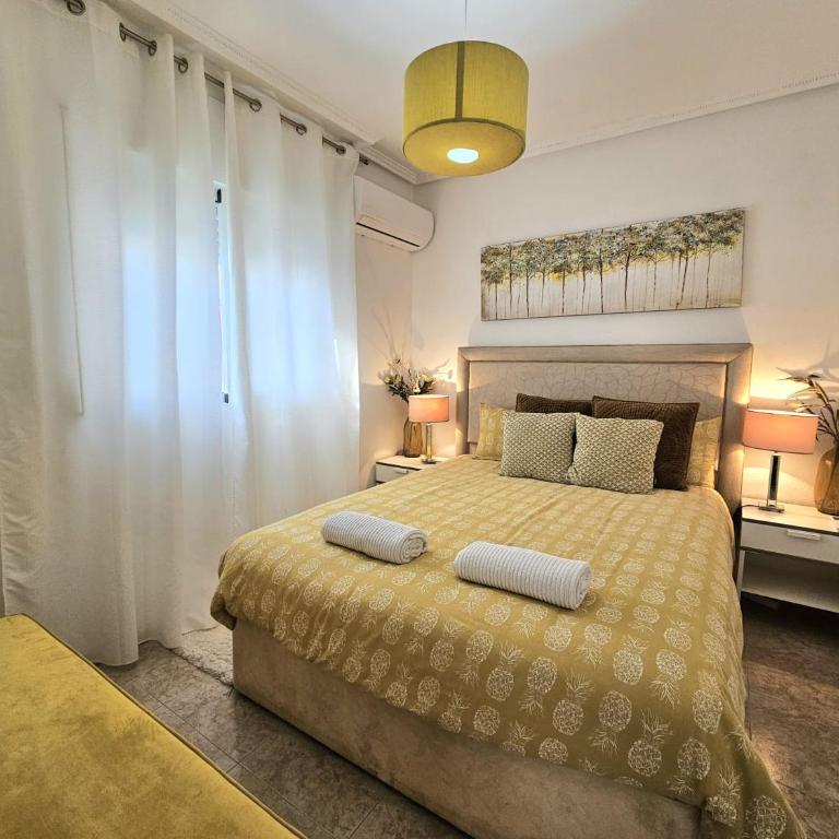 Chalet con Piscina Privada, Aguas Nuevas, Torrevieja - Three-Bedroom Apartment - 13