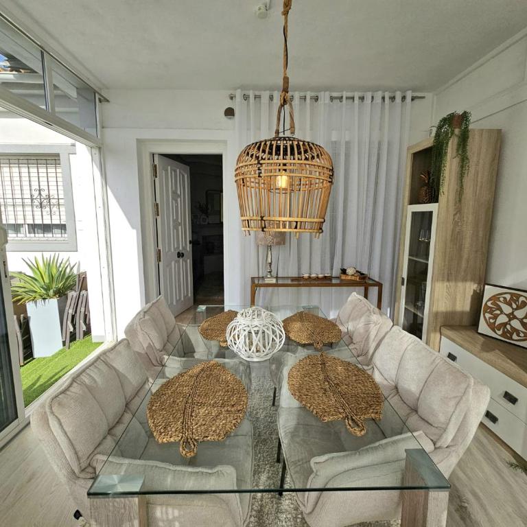 Chalet con Piscina Privada, Aguas Nuevas, Torrevieja - Three-Bedroom Apartment - 8