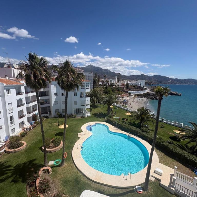 Ferienwohnung mit direktem Meerblick in Nerja - Apartamento de 1 dormitorio - 2