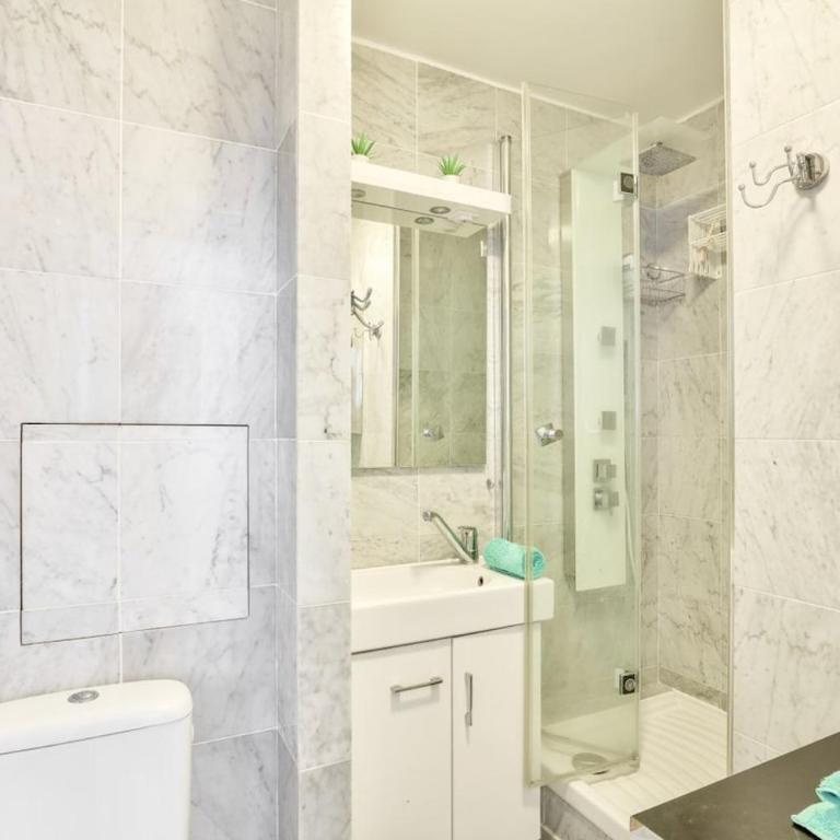Lovely studio 400 meters from Montparnasse Station - Studio - 13