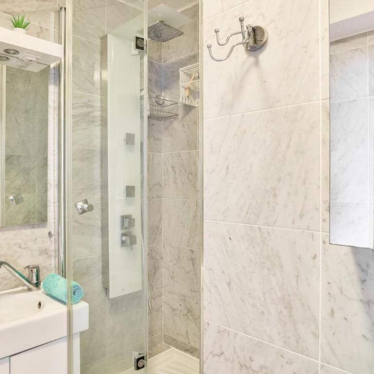 Lovely studio 400 meters from Montparnasse Station - Studio - 3