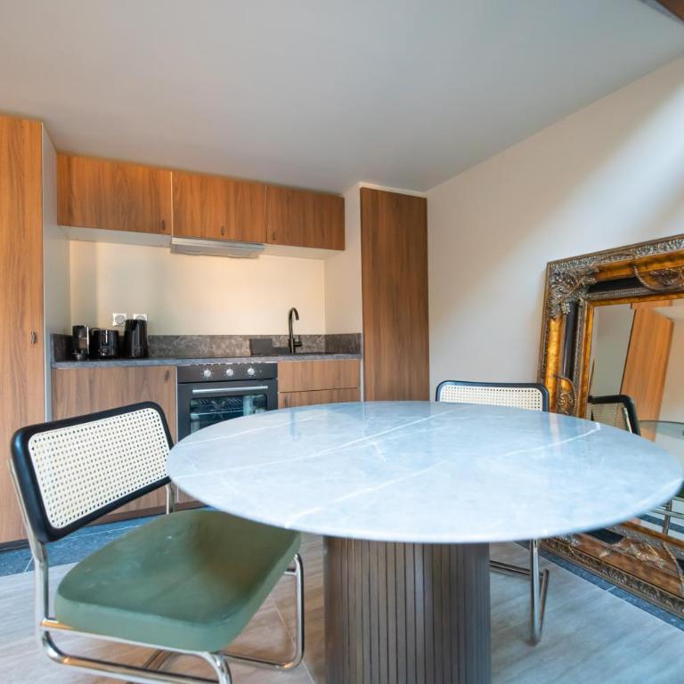 Modern Duplex in Paris - 4P - Appartement 2 Chambres - 13