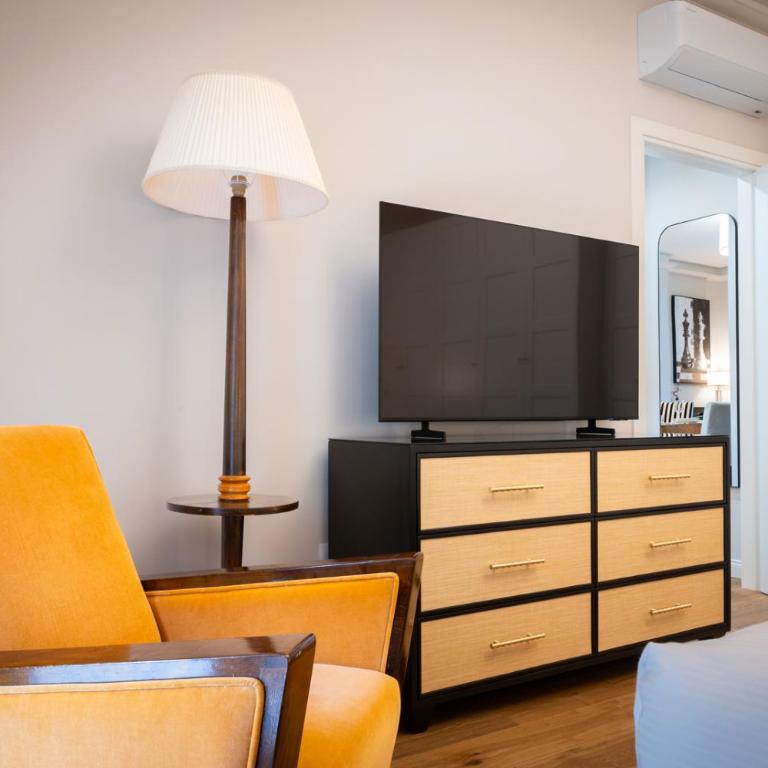 Angelico apt con balcone e ascensore - Appartamento Deluxe con 2 Camere da Letto e Balcone - 18