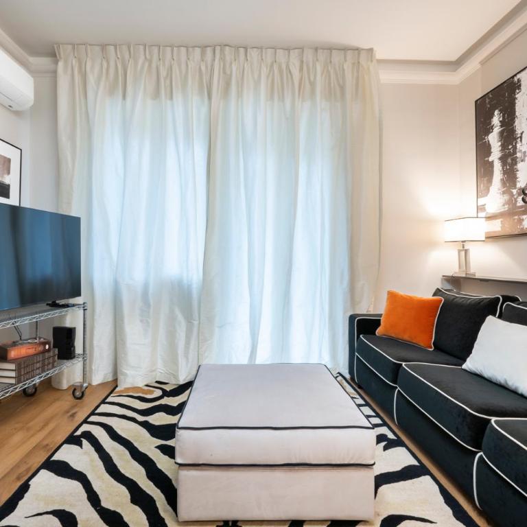 Angelico apt con balcone e ascensore - Appartamento Deluxe con 2 Camere da Letto e Balcone - 21