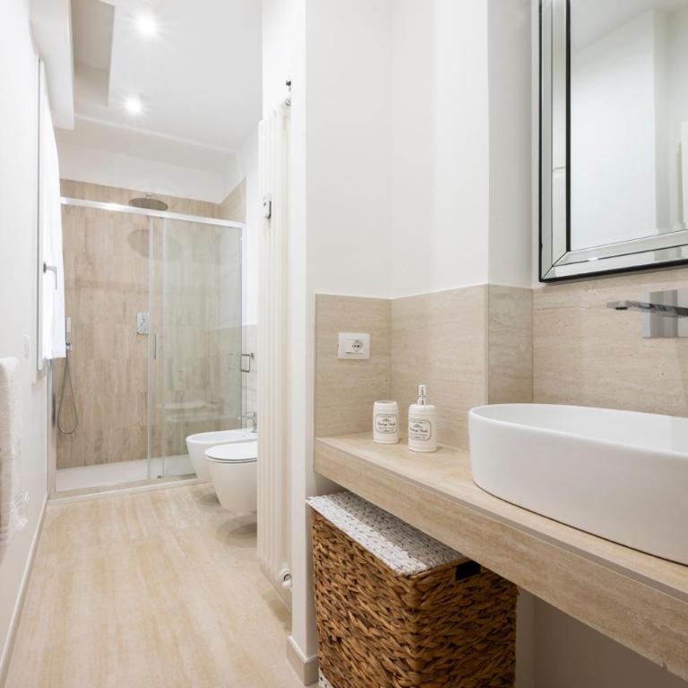 Angelico apt con balcone e ascensore - Appartamento Deluxe con 2 Camere da Letto e Balcone - 26