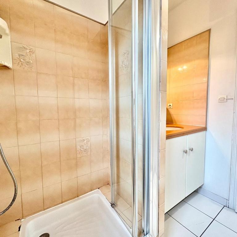 Appartement 1 chambre, balcon, proche des plages - Apartment mit 1 Schlafzimmer - 3