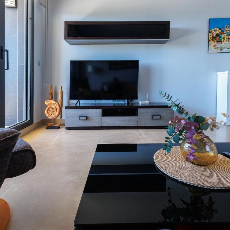 Espanatour VILLAJOYOSA - Two-Bedroom Apartment with Sea View - 4