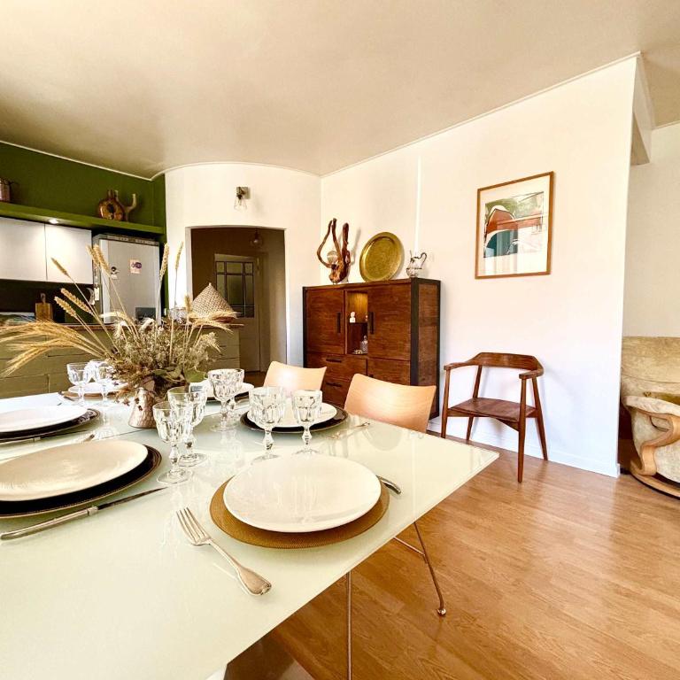 Casamea - T4, Vue Mer, Plage 1min, Clim - Three-Bedroom Premium Apartment - 5