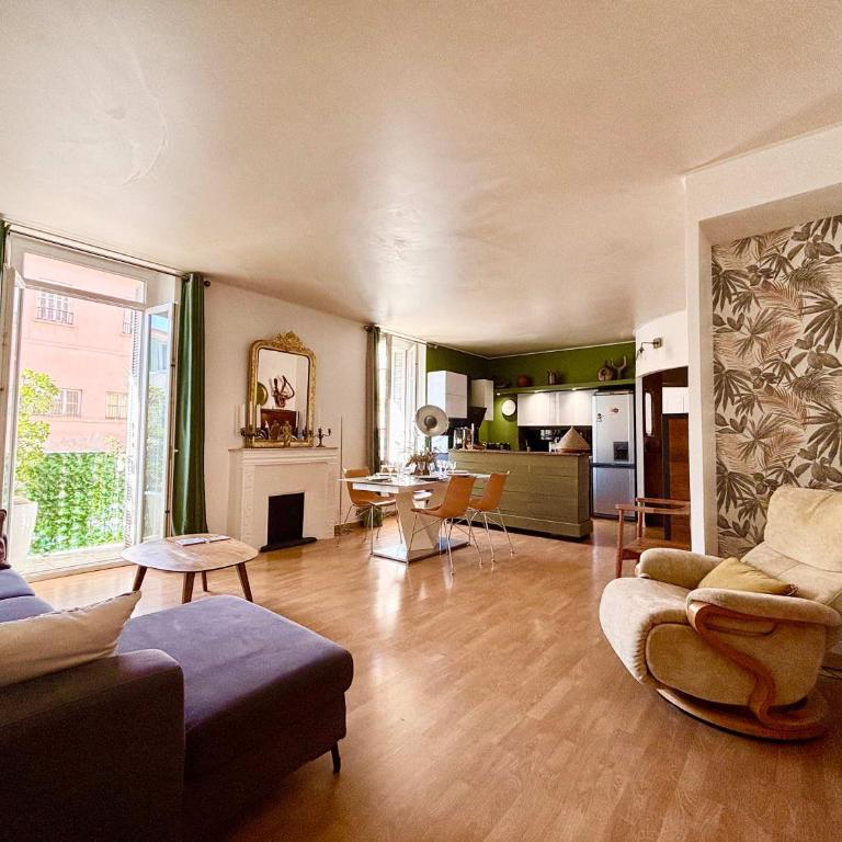 Casamea - T4, Vue Mer, Plage 1min, Clim - Three-Bedroom Premium Apartment - 10
