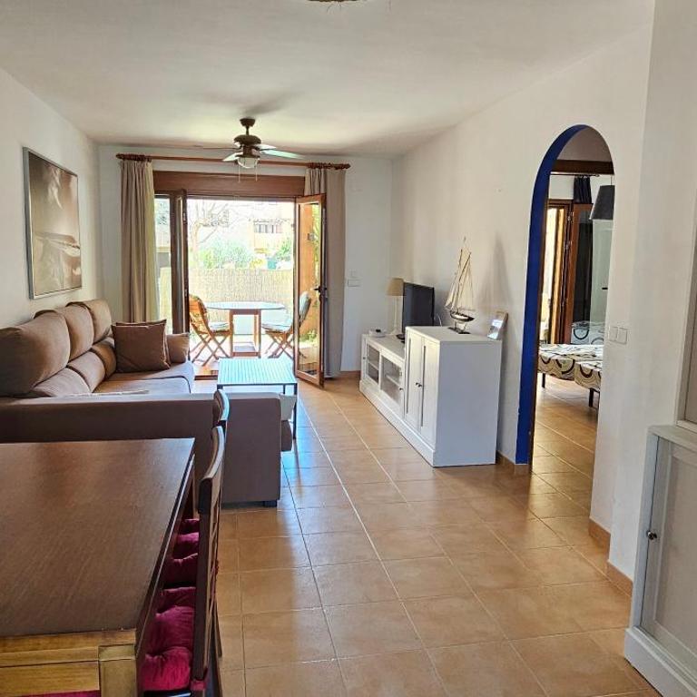 Casa Diana jardín privado piscina familia - Apartamento de 2 dormitorios con vistas al jardín - 10