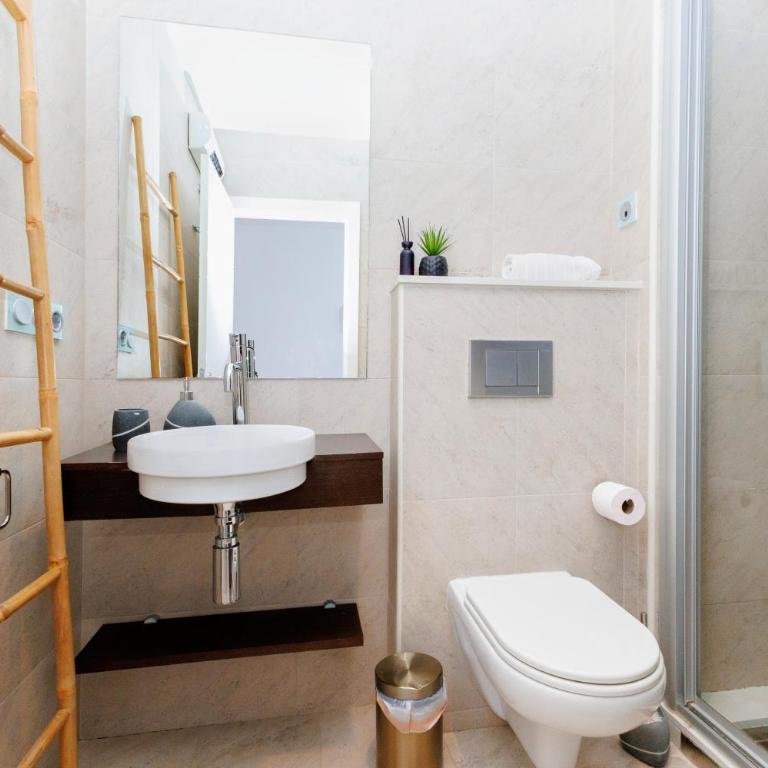 Espanatour VILLAJOYOSA - Two-Bedroom Apartment with Sea View - 17