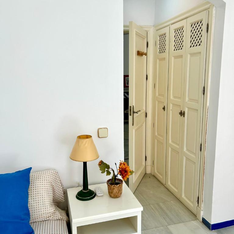 GATU Puerto Bello junto la playa en Puerto Sherry - Apartamento de 2 dormitorios con vistas parciales al océano - 15