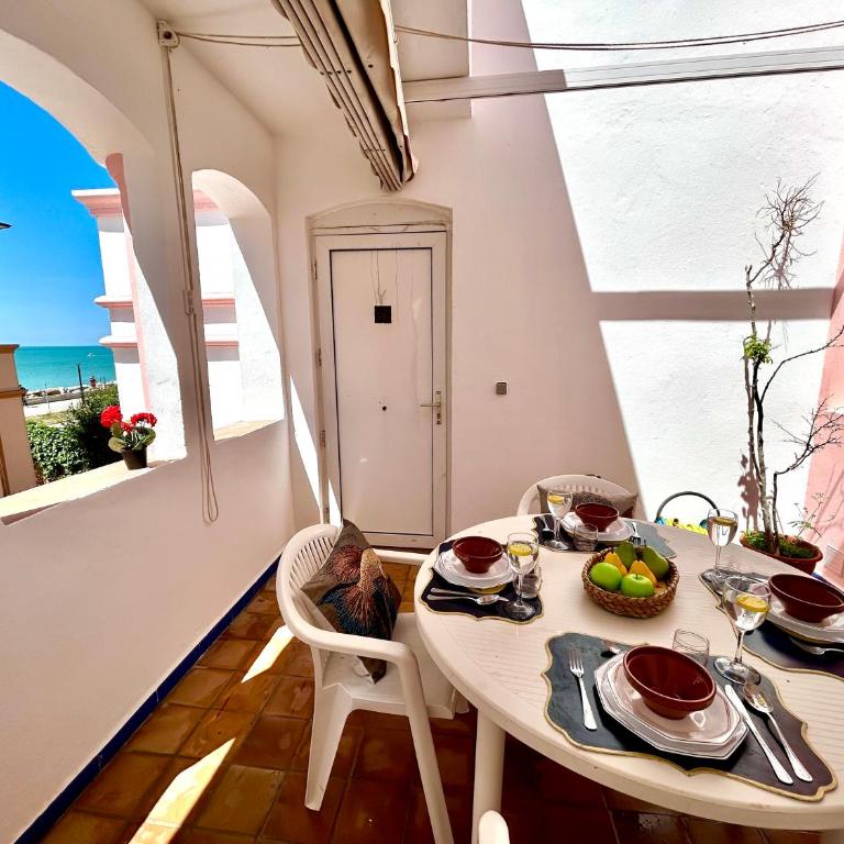 GATU Puerto Bello junto la playa en Puerto Sherry - Apartamento de 2 dormitorios con vistas parciales al océano - 27