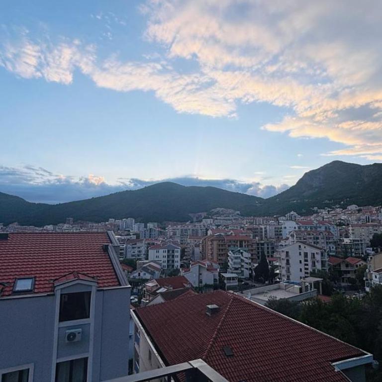 Budva Blue - Standardna Trokrevetna Soba - 11