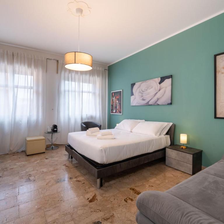 Attico Arena - Double Room with Private External Bathroom - 4