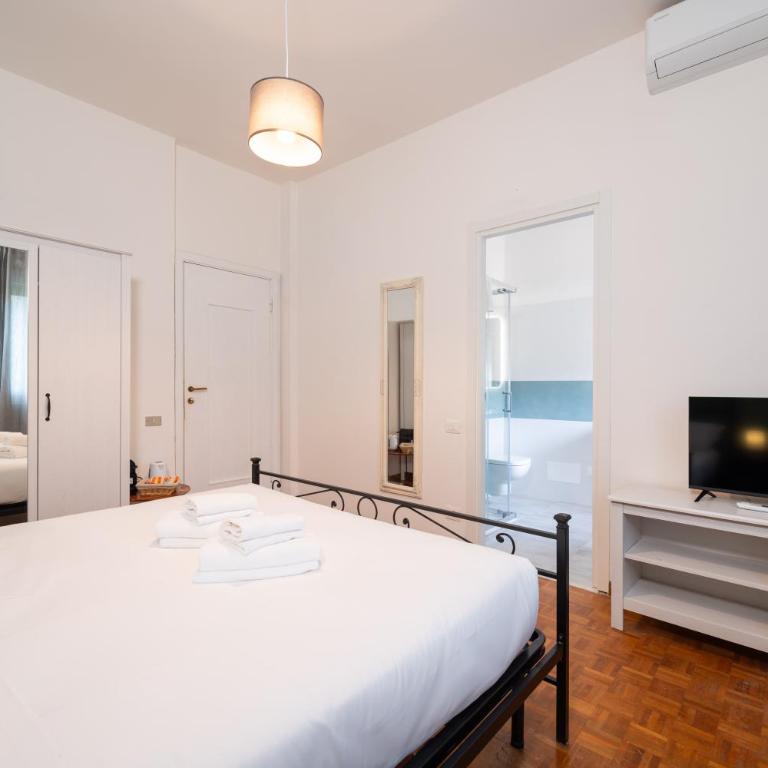 Attico Arena - Double Room with Private Bathroom - 4