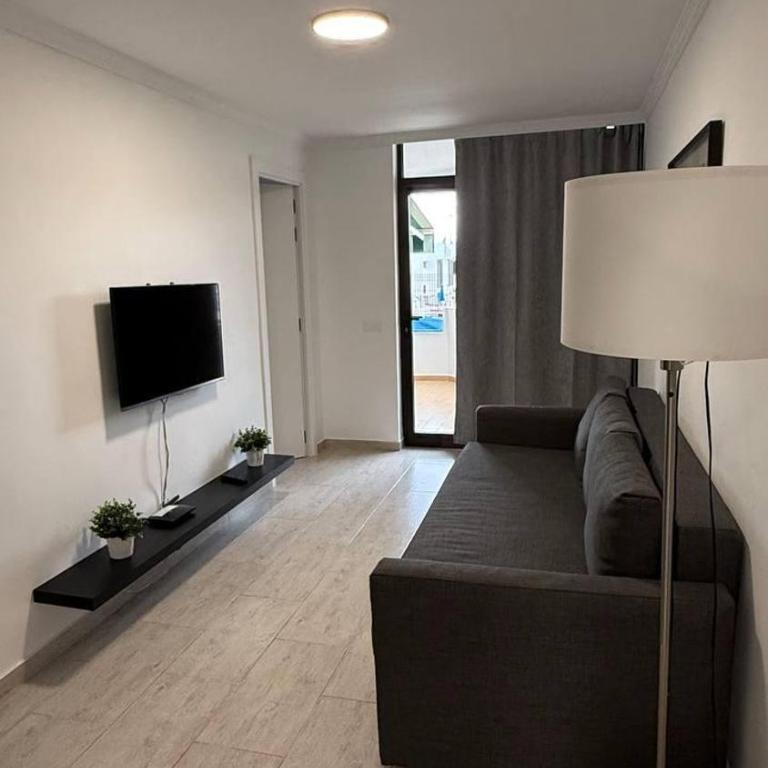 Sur i Sol Cristianos - Apartamento de 2 dormitorios con terraza - 2