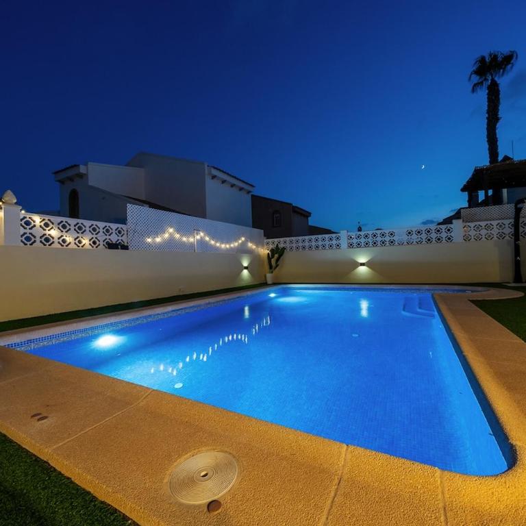 Private Villa with pool - Villa de 2 dormitorios - 66