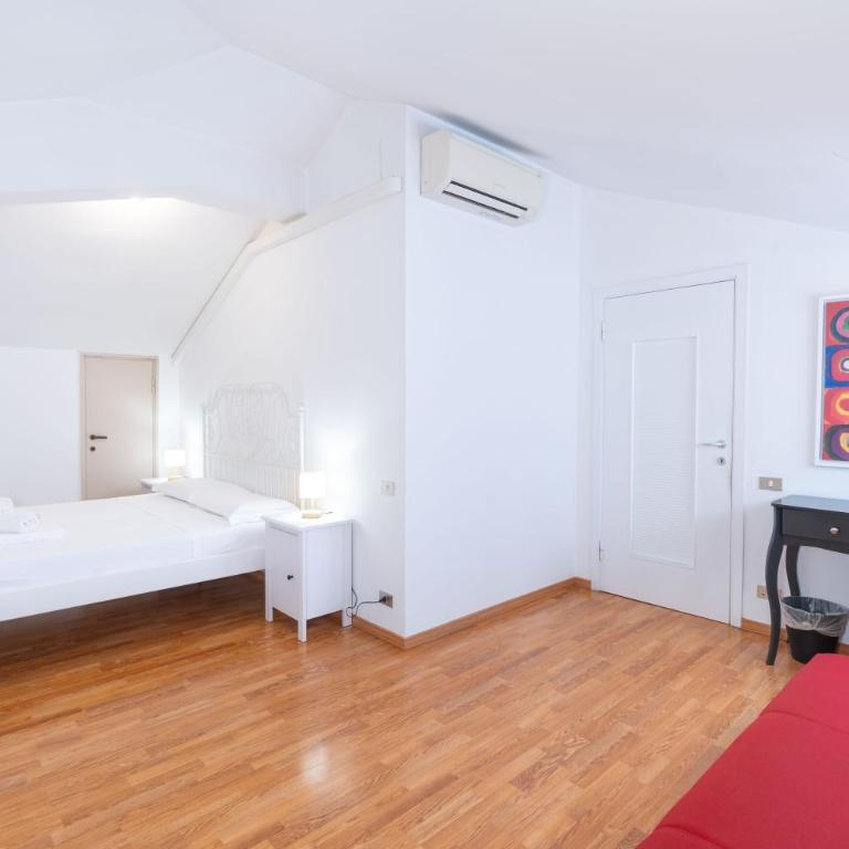 Attico Arena - Family Room with Private Bathroom - 3