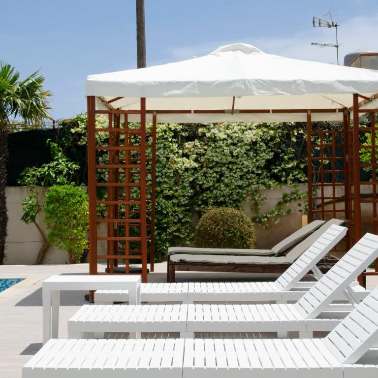 Villa with Private Pool & Garden 10 min walk to the Beach - Villa con Piscina Privata - 49