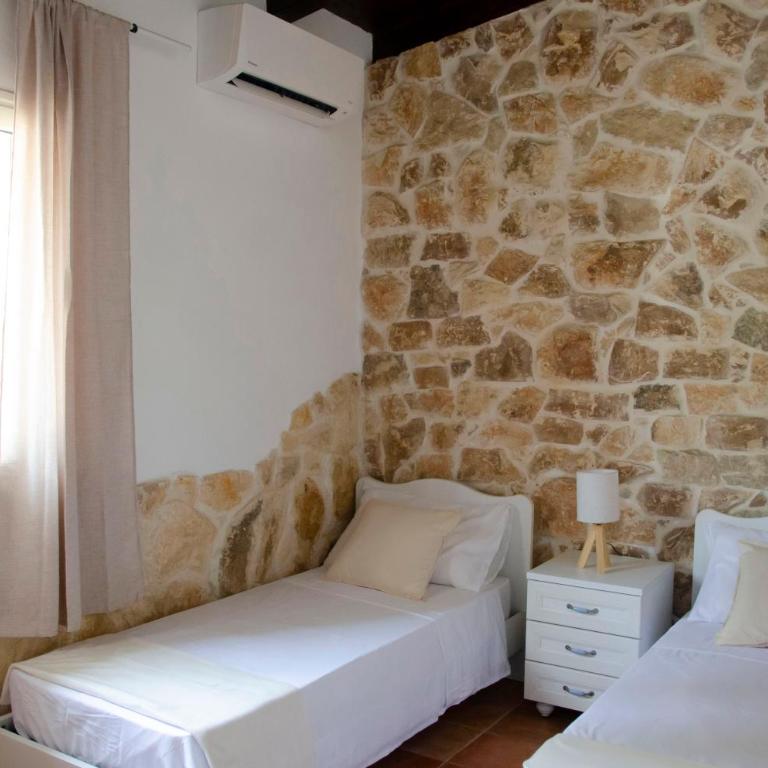 Villa with Private Pool & Garden 10 min walk to the Beach - Villa con Piscina Privata - 43