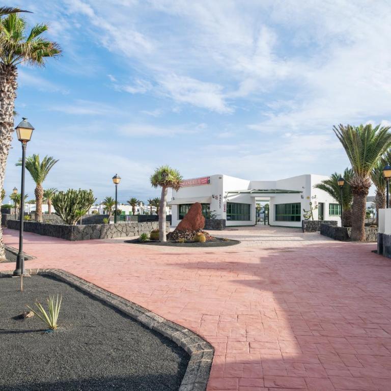 Casa Valentina 2 - One-Bedroom Apartment with Garden View - 17