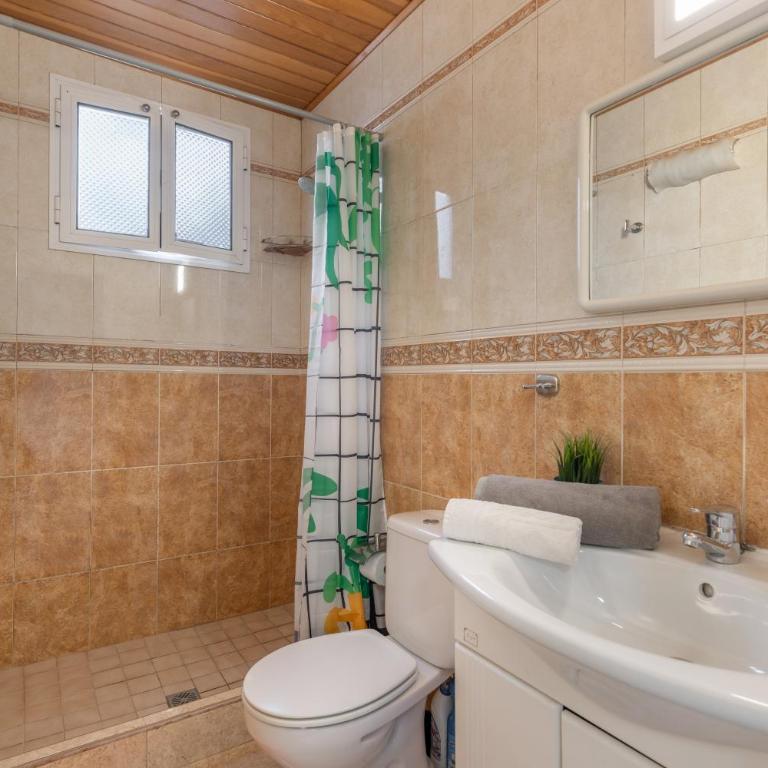 Casa Valentina 2 - One-Bedroom Apartment with Garden View - 6