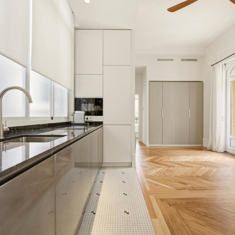 1905 Corner Flat - Temporary Stay - Las Letras - Two-Bedroom Apartment - 10