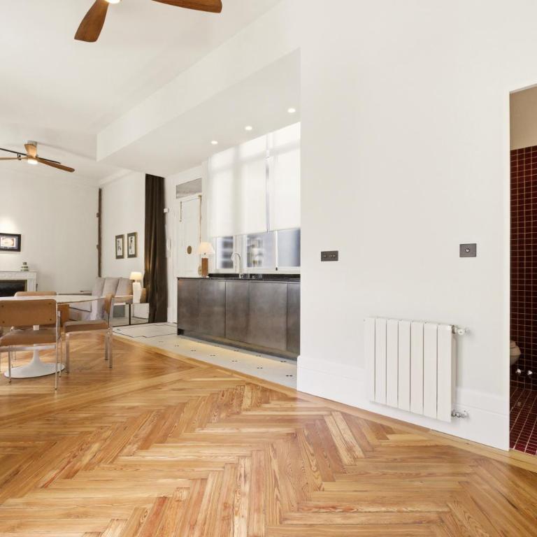 1905 Corner Flat - Temporary Stay - Las Letras - Two-Bedroom Apartment - 12