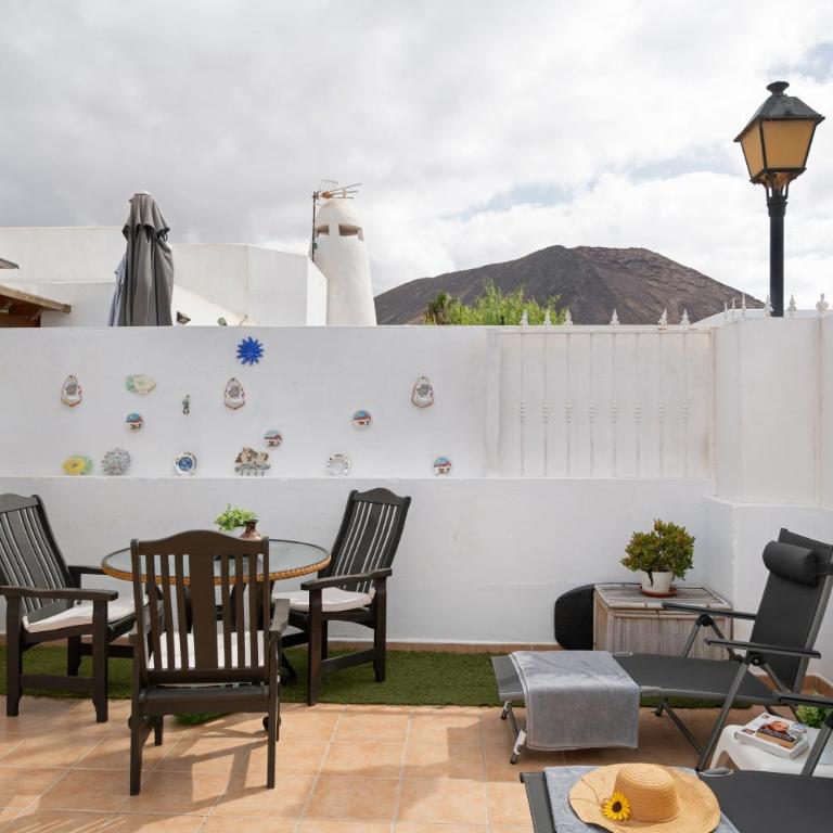 Casa Valentina 2 - Two-Bedroom Deluxe Apartment with Garden View - 16