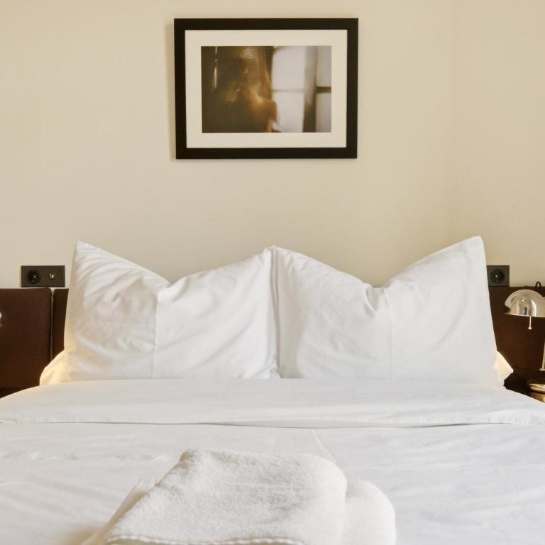 1905 Corner Flat - Temporary Stay - Las Letras - Two-Bedroom Apartment - 18