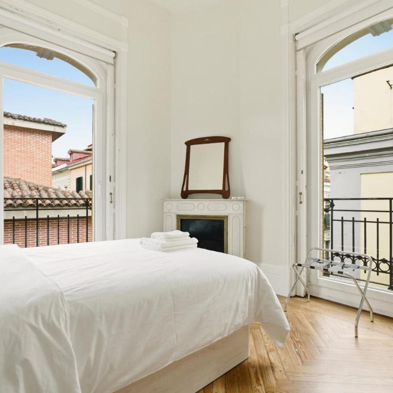 1905 Corner Flat - Temporary Stay - Las Letras - Two-Bedroom Apartment - 28
