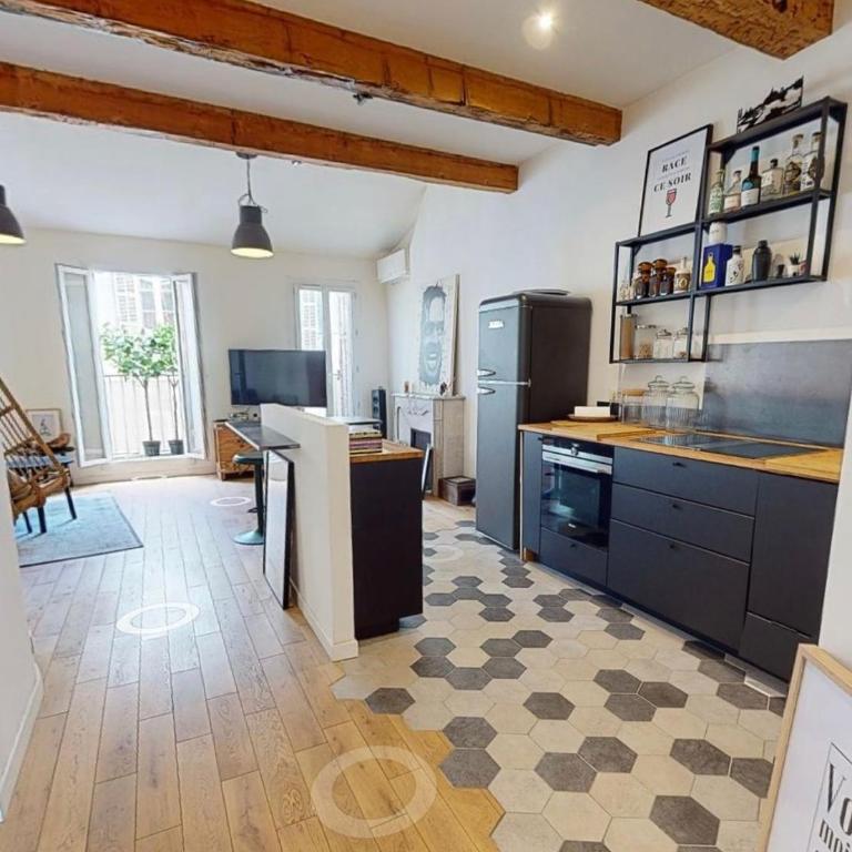 Balcony Massilia City Center - Apartment - 3