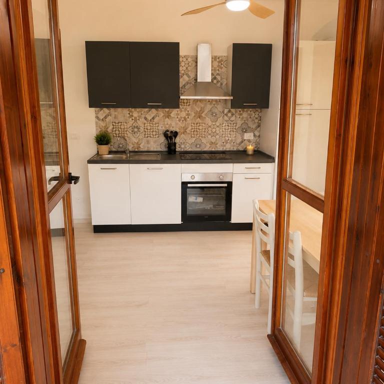 Marina Garden Home - Appartamento con 2 Camere da Letto - 8