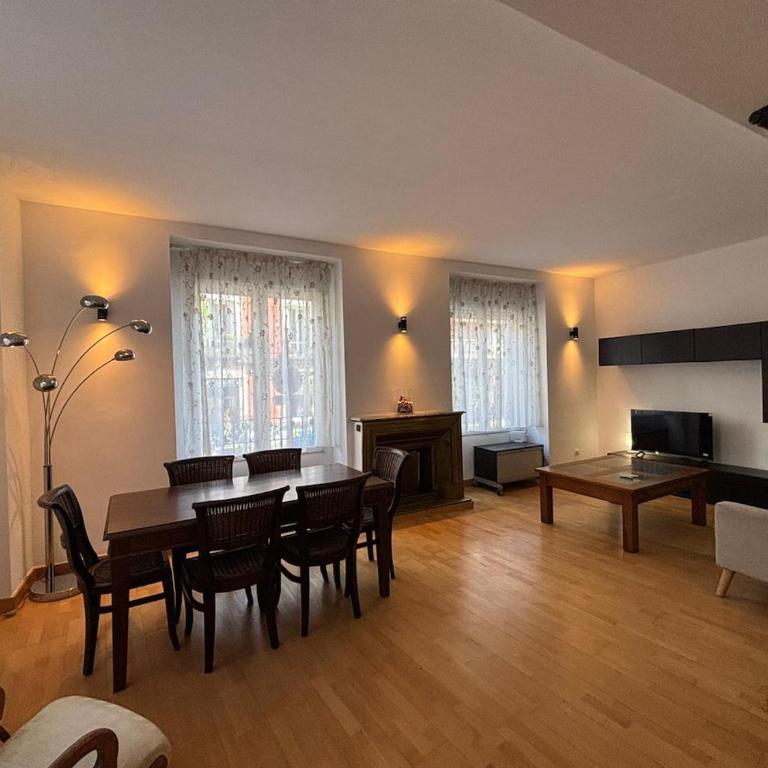 Elegant apartment for four in Madrid - CSF - Two-Bedroom Apartment - 1