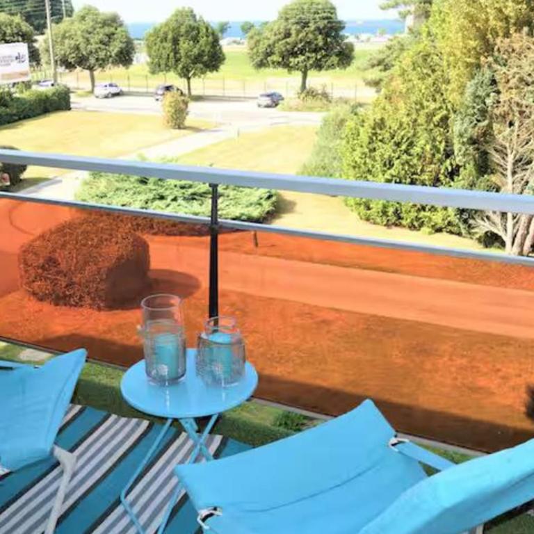 Bright apartment with balcony and sea view - Apartment - 1