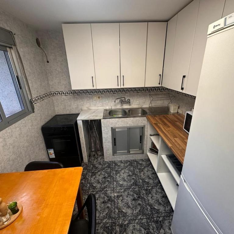 Cullera Raval - Three-Bedroom Apartment - 6