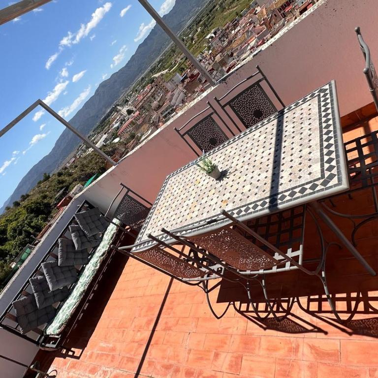 Cullera Raval - Three-Bedroom Apartment - 10