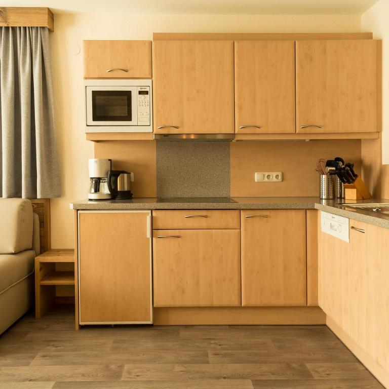 Apart-Pension Bergland - Apartment mit 1 Schlafzimmer und Balkon - 10