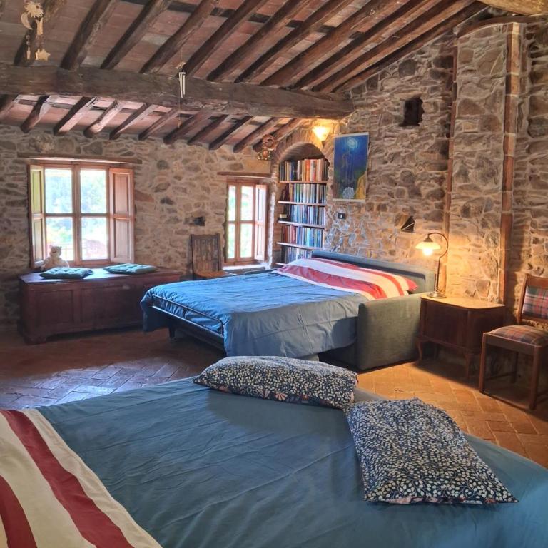 Attic with balcony at Locanda del Capo - Camera King con Vista Montagne - 40