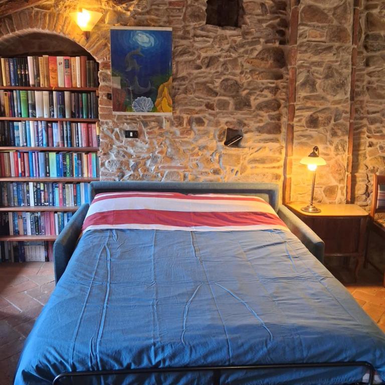 Attic with balcony at Locanda del Capo - Camera King con Vista Montagne - 45