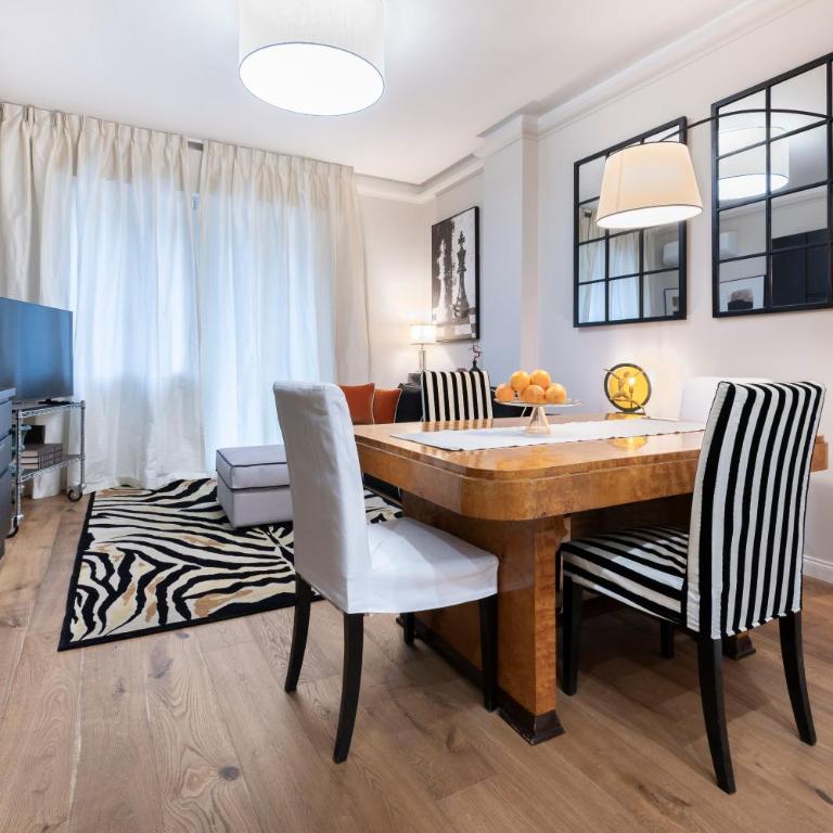 Angelico apt con balcone e ascensore - Appartamento Deluxe con 2 Camere da Letto e Balcone - 5