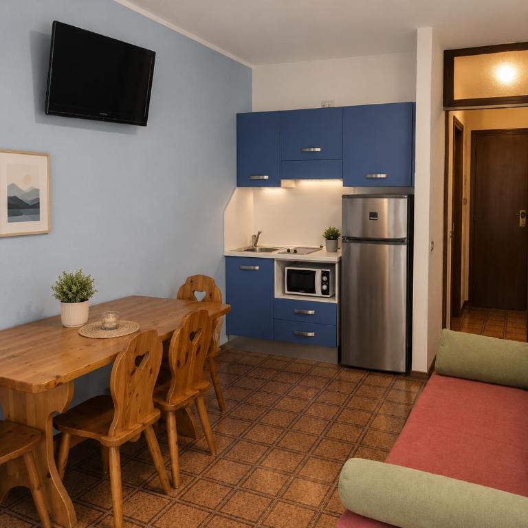 Residence Hotel Maxi - Appartamento con 1 Camera da Letto e Vista Lago - 1