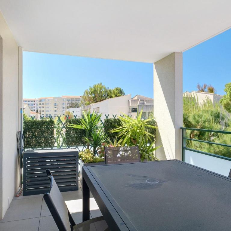 Cap Sud, Antibes 3Pcalme,piscine,pk - Two-Bedroom Deluxe Apartment with Garden View - 20