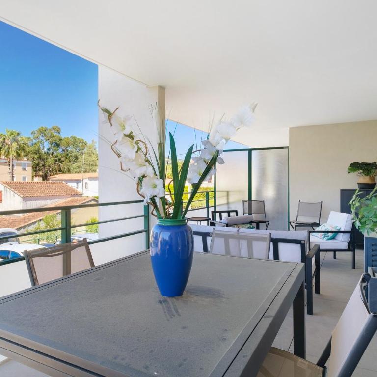 Cap Sud, Antibes 3Pcalme,piscine,pk - Two-Bedroom Deluxe Apartment with Garden View - 19