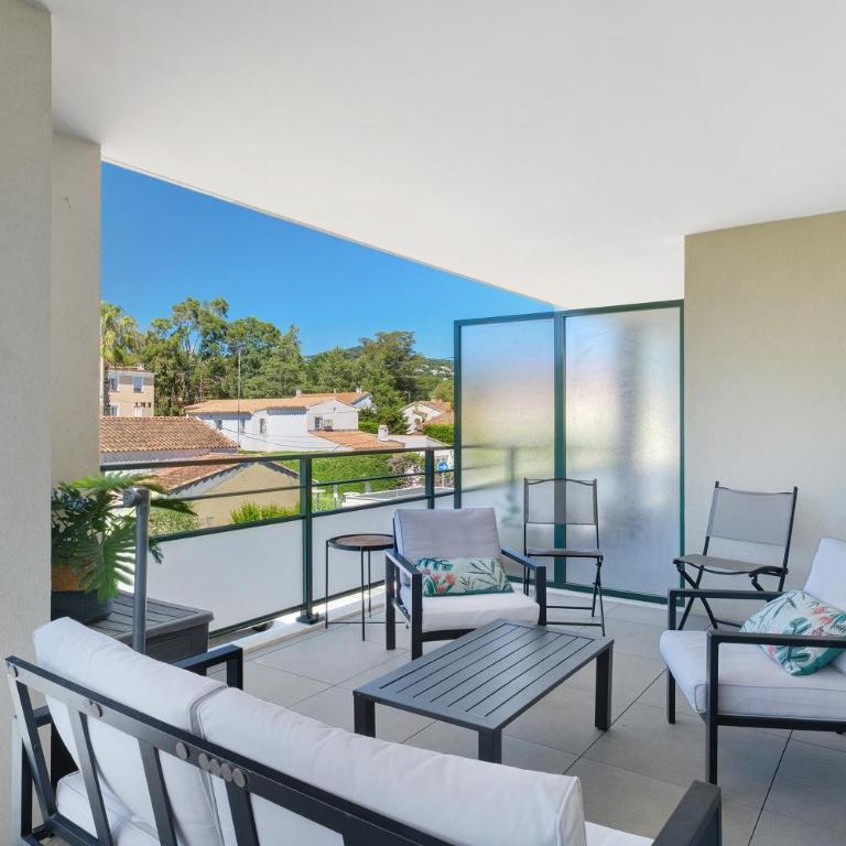 Cap Sud, Antibes 3Pcalme,piscine,pk - Two-Bedroom Deluxe Apartment with Garden View - 21