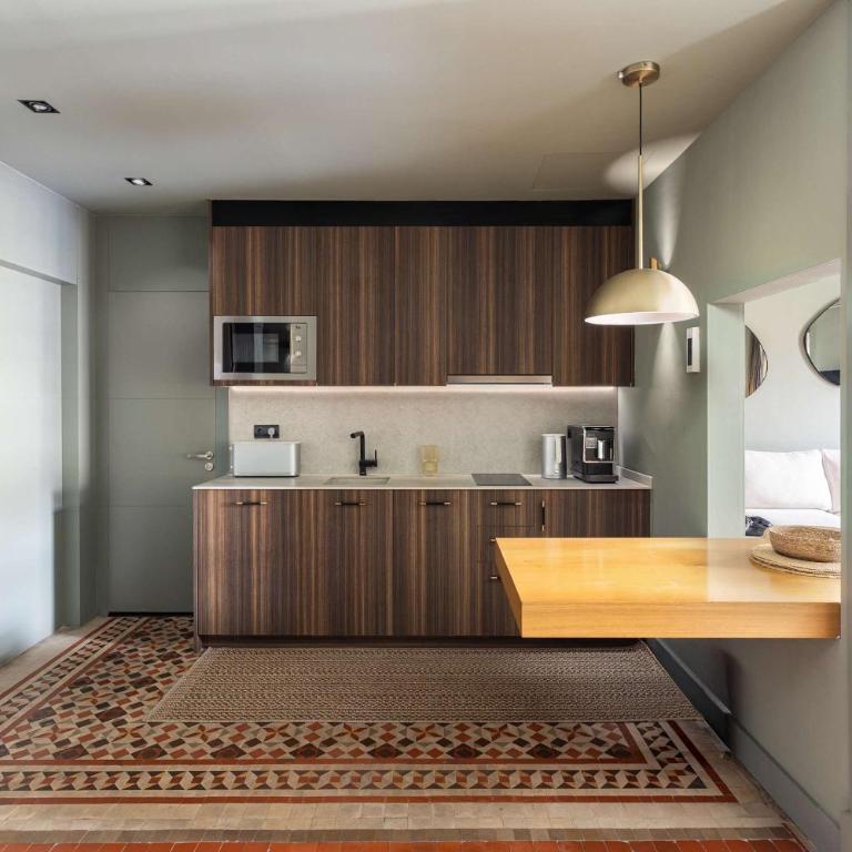 Unique Rentals - Luxurious Oasis - Apartment - 5